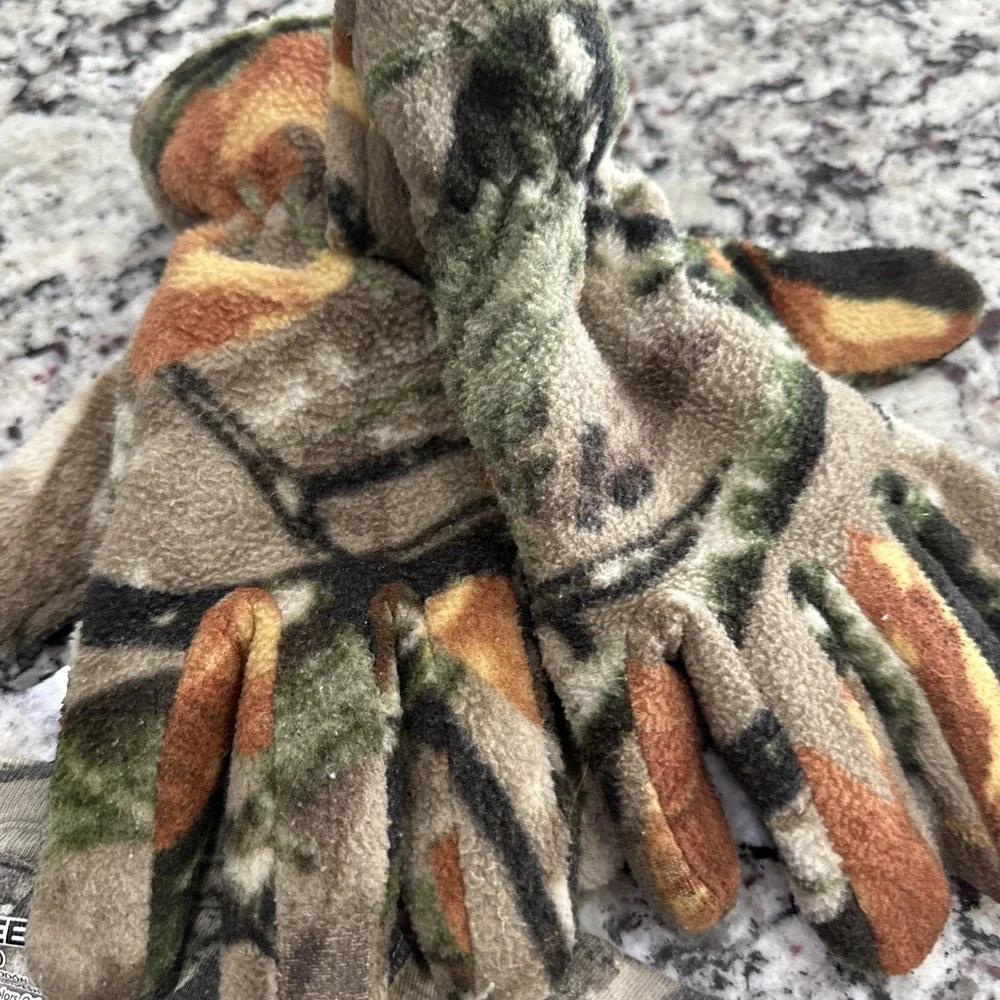 Youth Hunting‎ Set Gloves / Hat / Shirt XL (14-16)